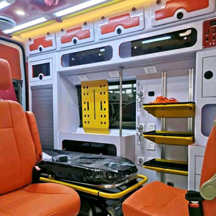 辽阳长途救护车护送病人租赁价格